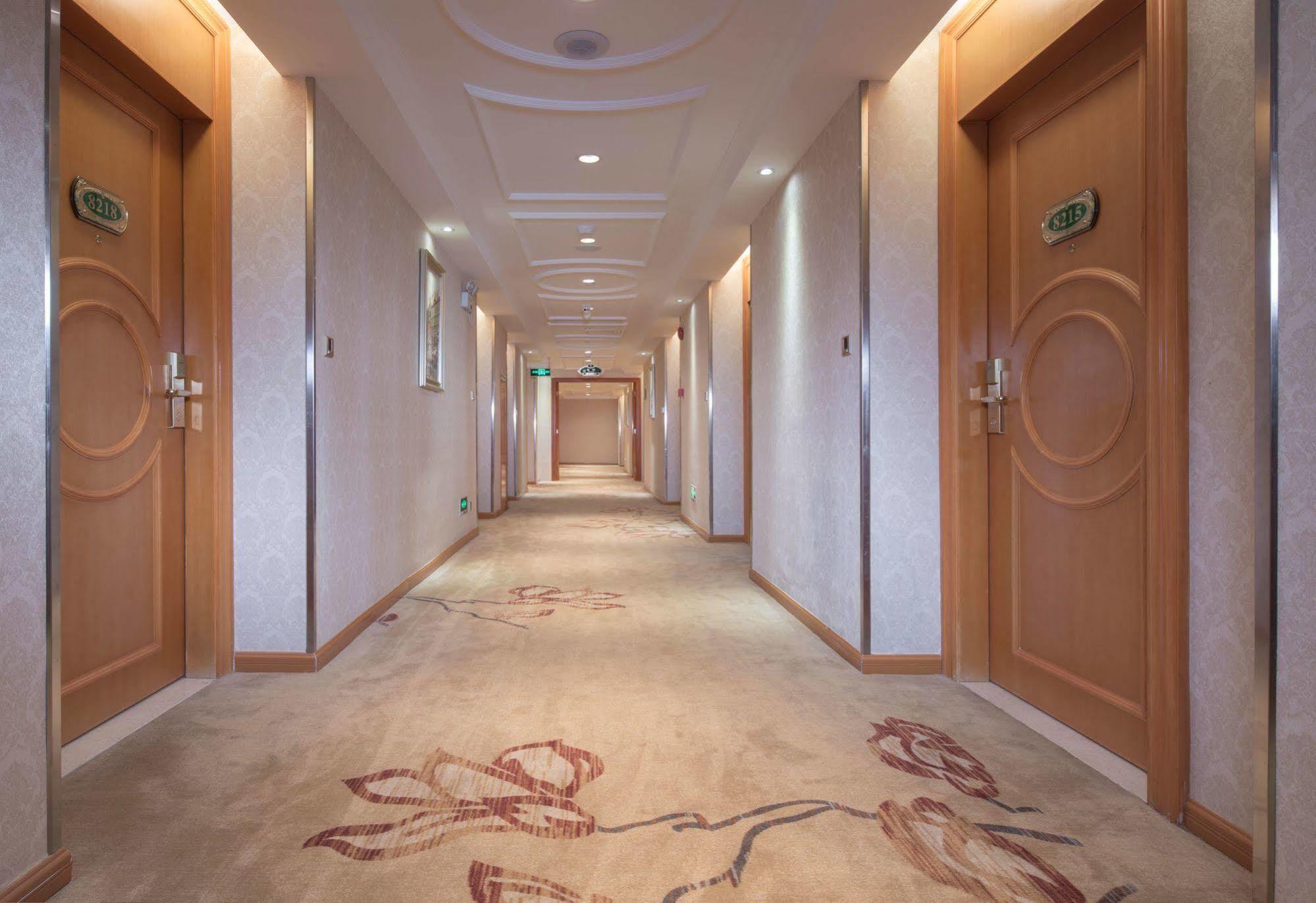 Vienna Hotel Guangzhou Exterior foto